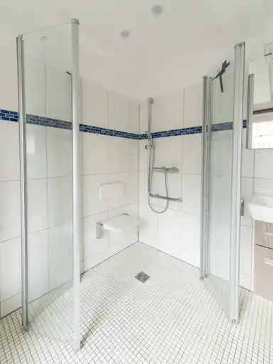 tageslicht u. behindertenfreundliches Bad Küstenquartier Pepper